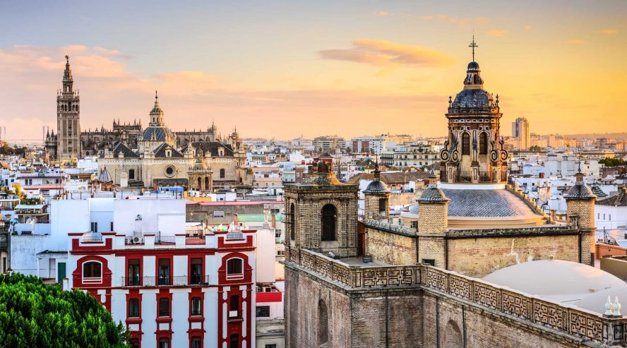 Sevillan kaupunkisilhuetti Espanja