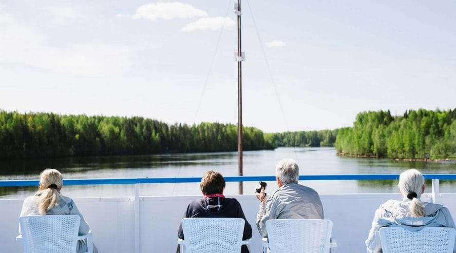 Aurinkokannella Volgajoen risteily Venäjä