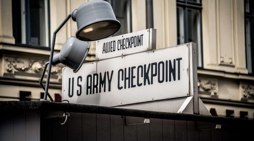 Checkpoint Charlie Berliini Saksa