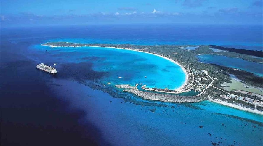 Half-Moon-Cay-©-Holland-America-Line-888x493.jpg