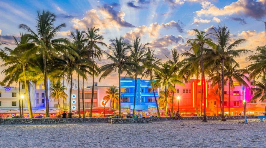 Miami-Beach-Florida-Yhdysvallat-888x493.jpg