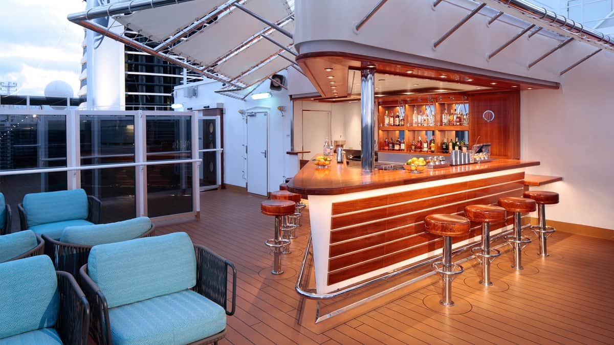 Rotterdam SunBar (c)HollandAmericaLine