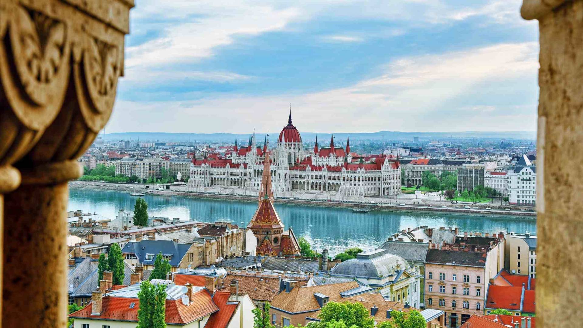 Budapest ja Unkarin parlamenttitalo