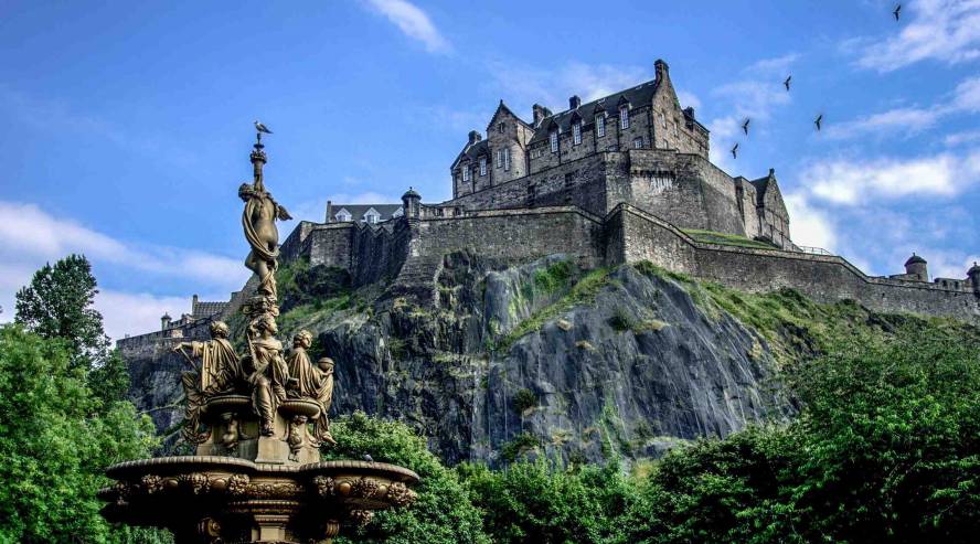 Edinburghin linna Skotlanti