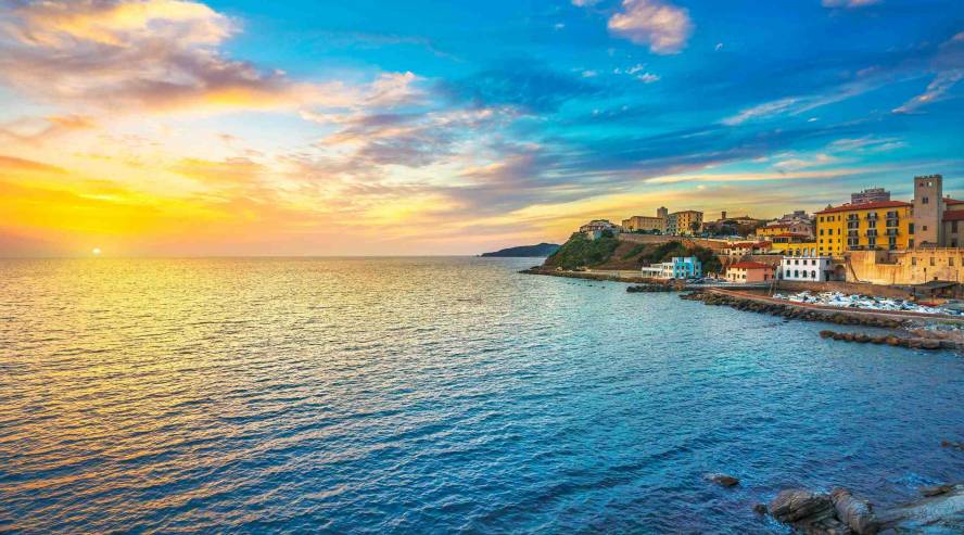 Piombino auringonlasku Tosacana Italia