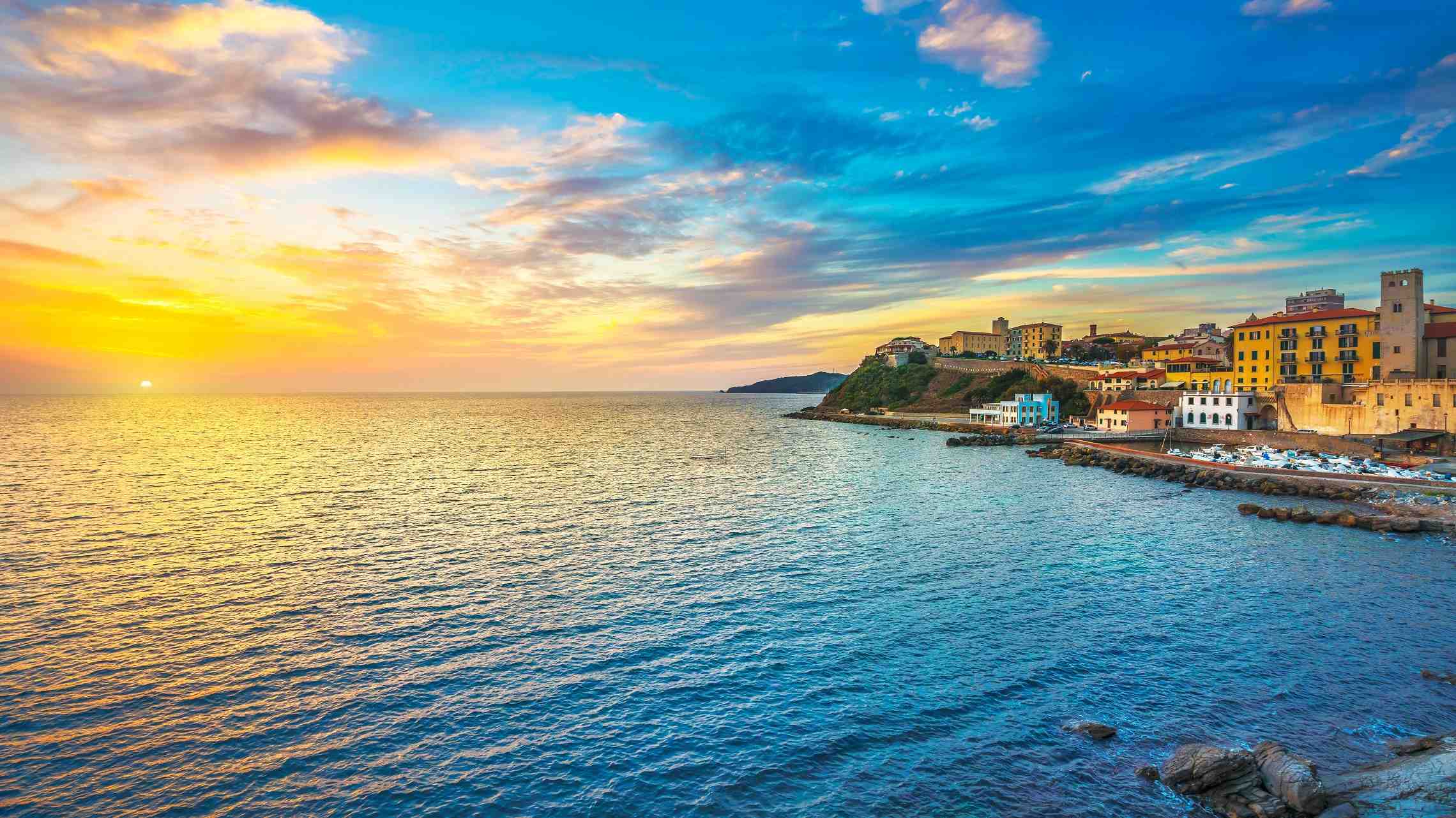 Piombino auringonlasku Tosacana Italia