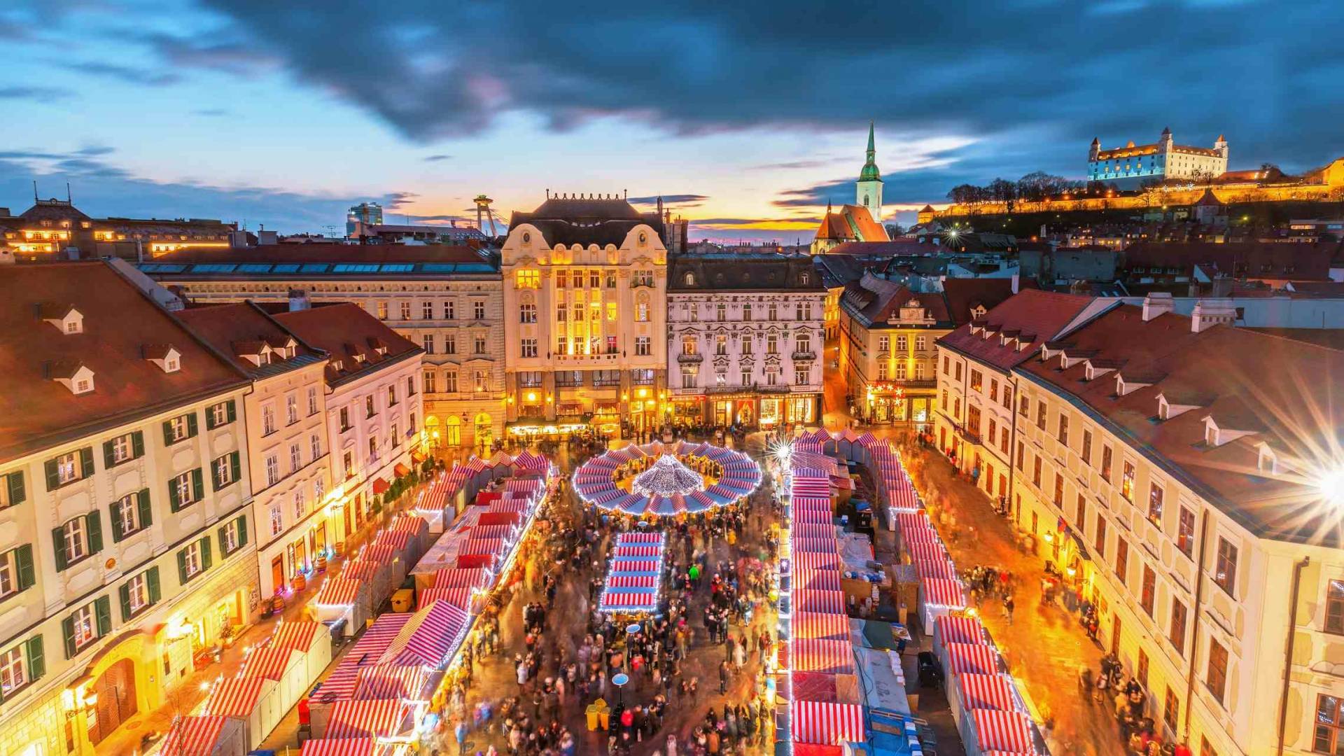Bratislava joulumarkkinat Slovakia