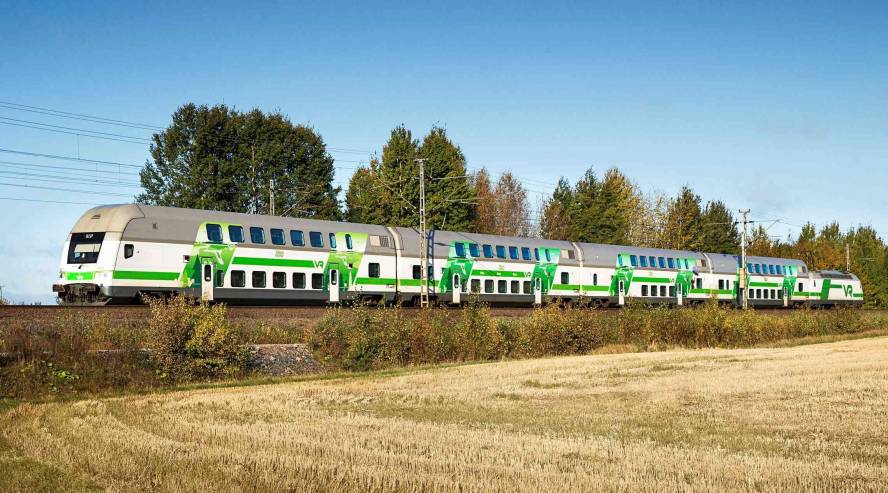 Korona innosti laajentamaan risteilyistä kotimaan junaraiteille