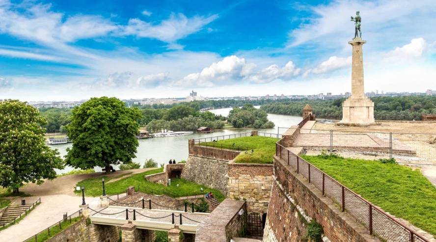 Belgradin linnoitus josta nakyma Tonavalle