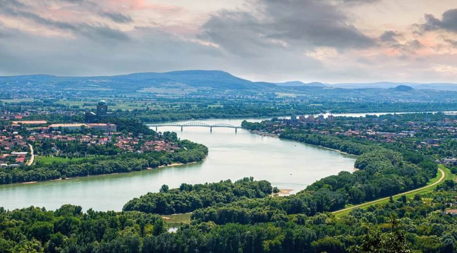 Tonava esztergom unkari