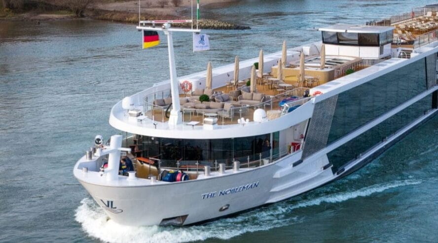 Nobleman Van Loon ulkoa lähikuva