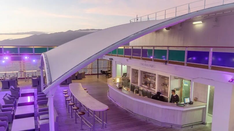 The Pool Bar Ambience@AmbassadorCruiseLine The Pool Bar Ambience@AmbassadorCruiseLine