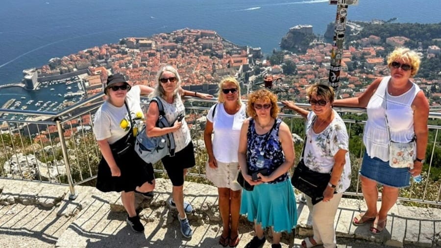 Aikuisten loma itäisellä Välimerellä oli Tuulalle ja hänen tyttärelleen elämästä nauttimista