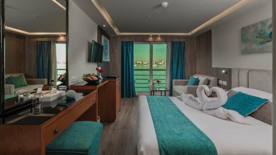 Royal signature standard