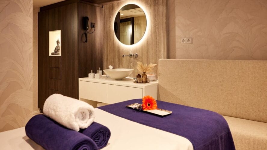 AMADEUS Riva Massage Room Massage Room of AMADEUS Riva with Details Lueftner Cruises Amadeus Tom Yasny