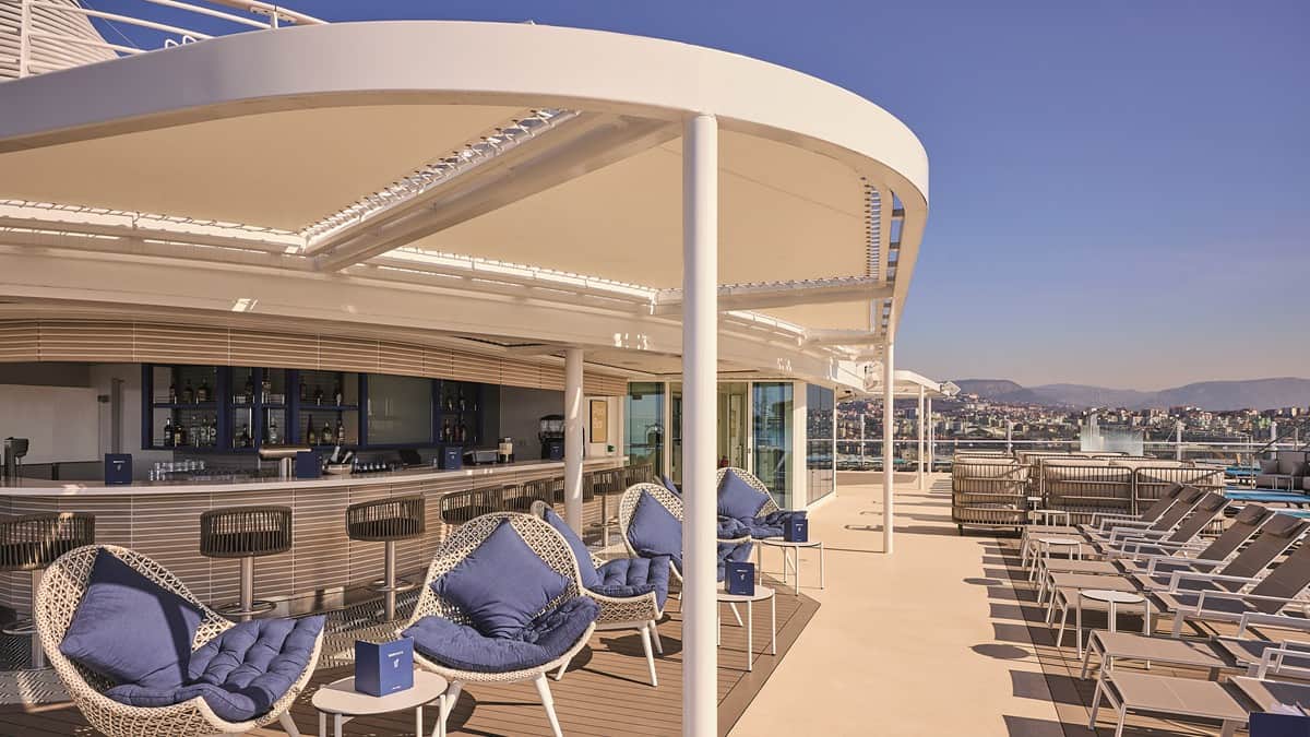 Mein Schiff Flow Relax Pool Bar